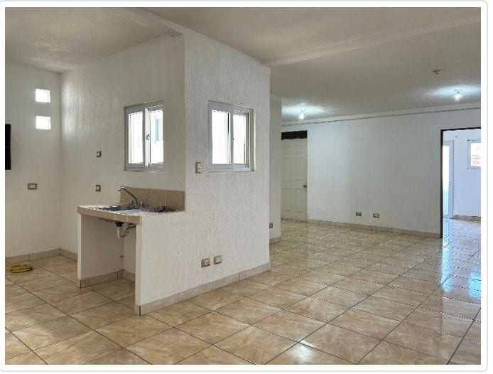 BONITA CASA EN VENTA EN MANANTIALES KM. 19.5 CES — Casa en Venta en Carretera a El Salvador, Guatemala, Ciudad — foto 3 de 12