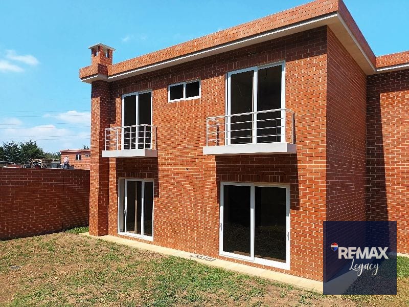 Casa Venta | CAES KM 16.5 | Buenafuente — Casa en Venta en Buena Fuente, Carretera a El Salvador, Guatemala, Ciudad — foto 1 de 17