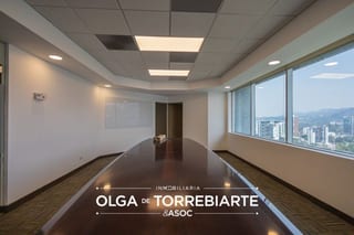 Penthouse en Zona Pradera, zona 10 — Oficina en Alquiler en Zona Pradera, Zona 10, Guatemala, Ciudad — miniatura 7 de 16