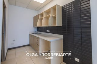 Penthouse en Zona Pradera, zona 10 — Oficina en Alquiler en Zona Pradera, Zona 10, Guatemala, Ciudad — miniatura 9 de 16