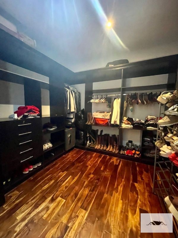 VENDO/RENTO CASA AMUEBLADA EN KM 14.5 CARRETERA AL SALVADOR CONDOMINIO LA ESPAÑOLA — Casa en Venta en km 11-15, Carretera a El Salvador, Guatemala, Ciudad — foto 16 de 17