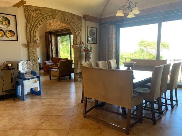 Casa en Venta Montebello — Casa en Venta en Montebello II, Carretera a El Salvador, Guatemala, Ciudad — foto 3 de 8