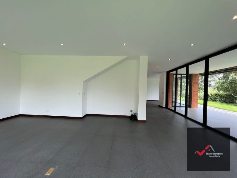 CASA EN VENTA ZONA 16 EN SAN ISIDRO EL PULTÉ GOLF - 5