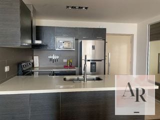 Apartamento en Renta amueblado zona 10 — Apartamento en Alquiler en Veinti4, Zona 10, Guatemala, Ciudad — miniatura 4 de 6