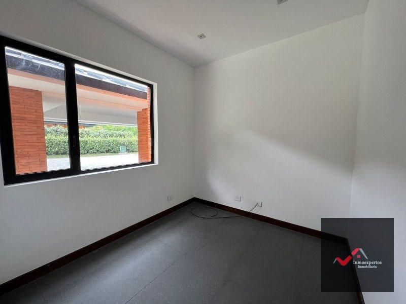 CASA EN VENTA ZONA 16 EN SAN ISIDRO EL PULTÉ GOLF - 2