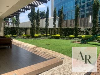Apartamento en Renta amueblado zona 10 — Apartamento en Alquiler en Veinti4, Zona 10, Guatemala, Ciudad — miniatura 1 de 6