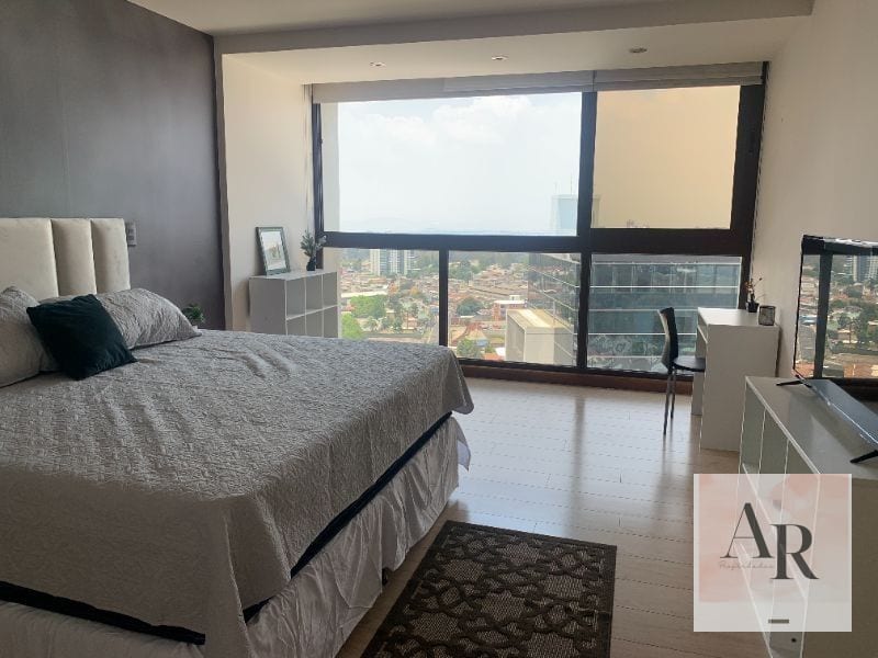 Apartamento en Renta amueblado zona 10 — Apartamento en Alquiler en Veinti4, Zona 10, Guatemala, Ciudad — foto 2 de 6