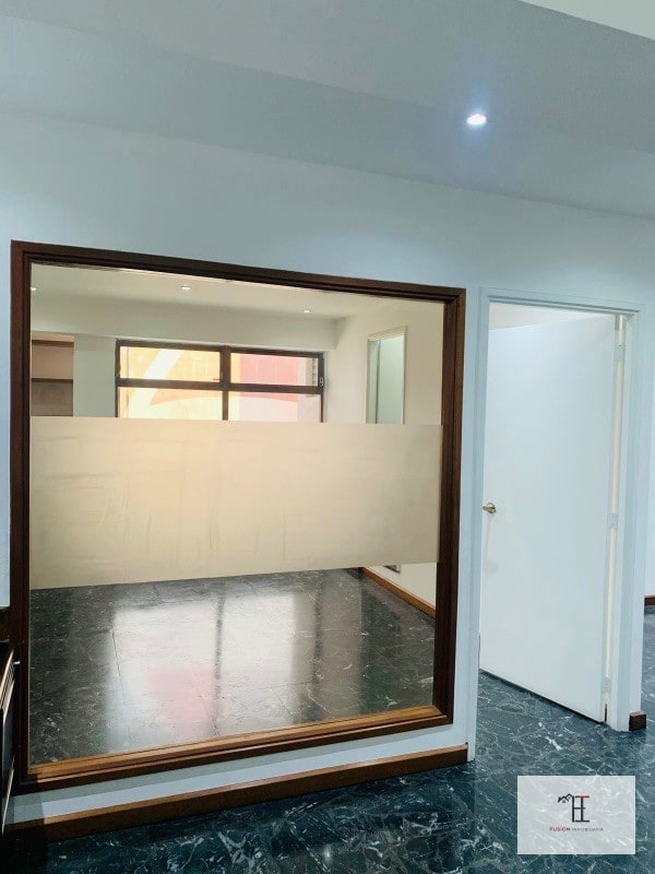 Oficina en venta zona 10 sobre diagonal 6 frente a Oakland Place - 8