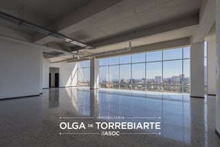 Edificio en Zona 10 — Edificio en Alquiler en Zona 10, Guatemala, Ciudad — miniatura 3 de 17