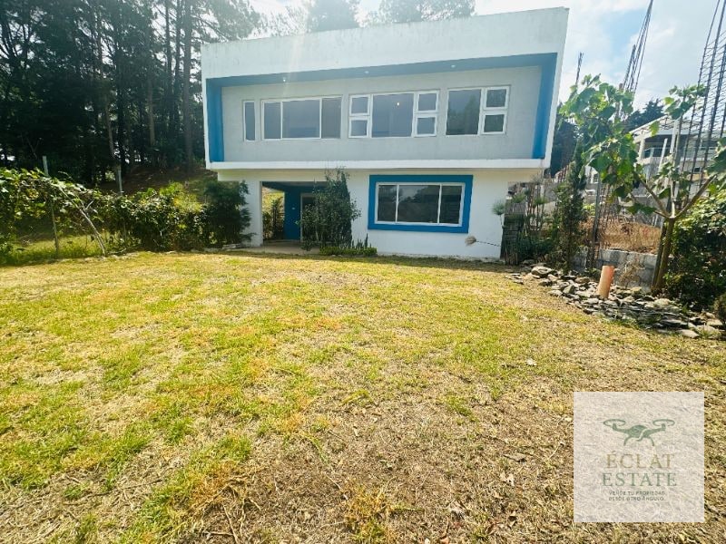 CASA MODERNA EN VENTA EN ENTREBOSQUES KM 18.5 CARRETERA A EL SALVADOR. - 1