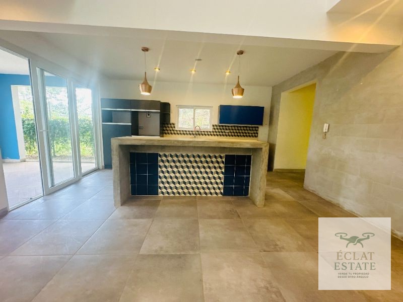 CASA MODERNA EN VENTA EN ENTREBOSQUES KM 18.5 CARRETERA A EL SALVADOR. - 5