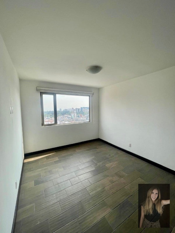 Apartamento en renta Edificio Verona zona 10 - 12