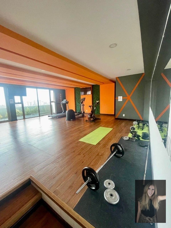 Apartamento en renta Edificio Verona zona 10 - 15