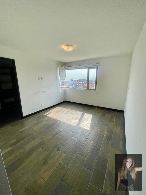 Apartamento en renta Edificio Verona zona 10 - 2