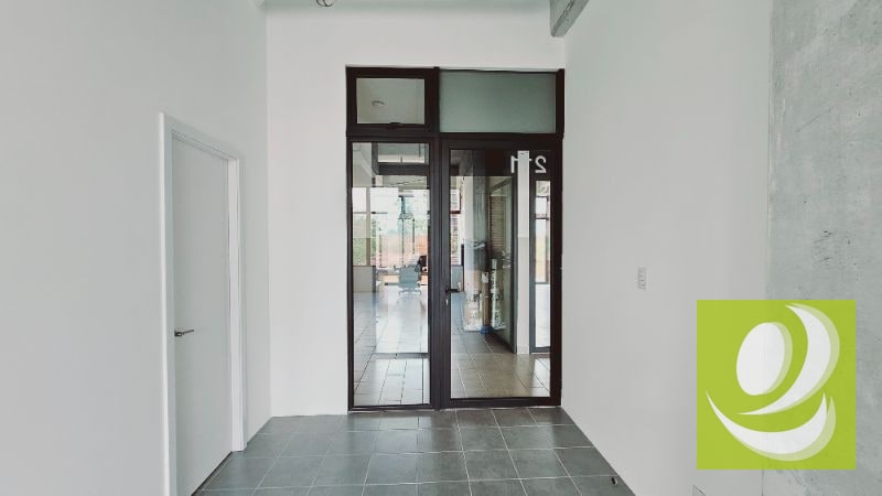 Local en Renta/Venta en Edificio Fiamene Zona 10 - 1