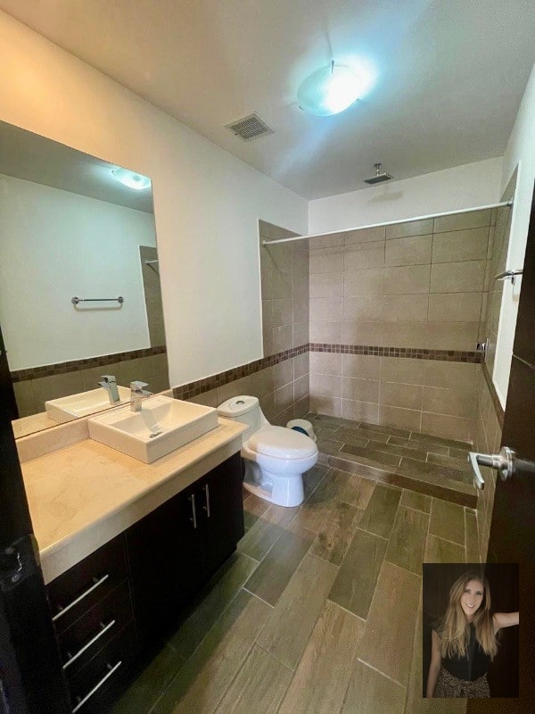 Apartamento en renta Edificio Verona zona 10 - 14