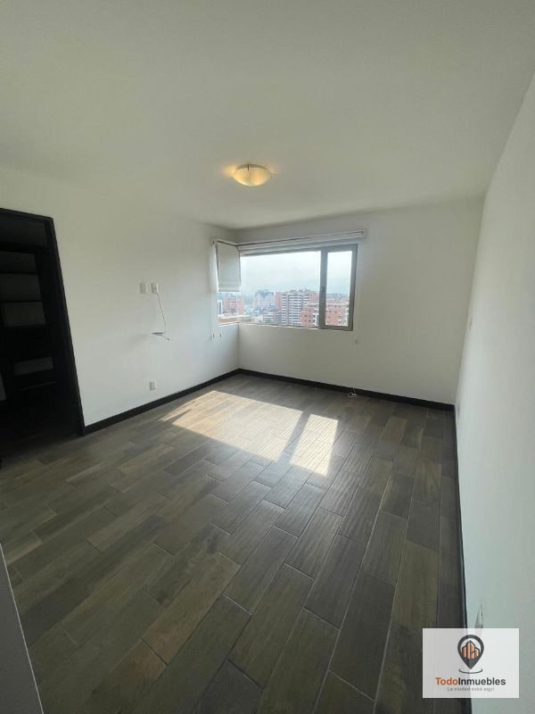Apartamento Penthouse en Renta en Edificio Verona z10 - 5