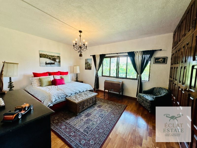 Excepcional Casa Residencial En Renta En San Rafael 1, Km 9 CAES: Grandiosidad y Elegancia en 1,025 m² - 14