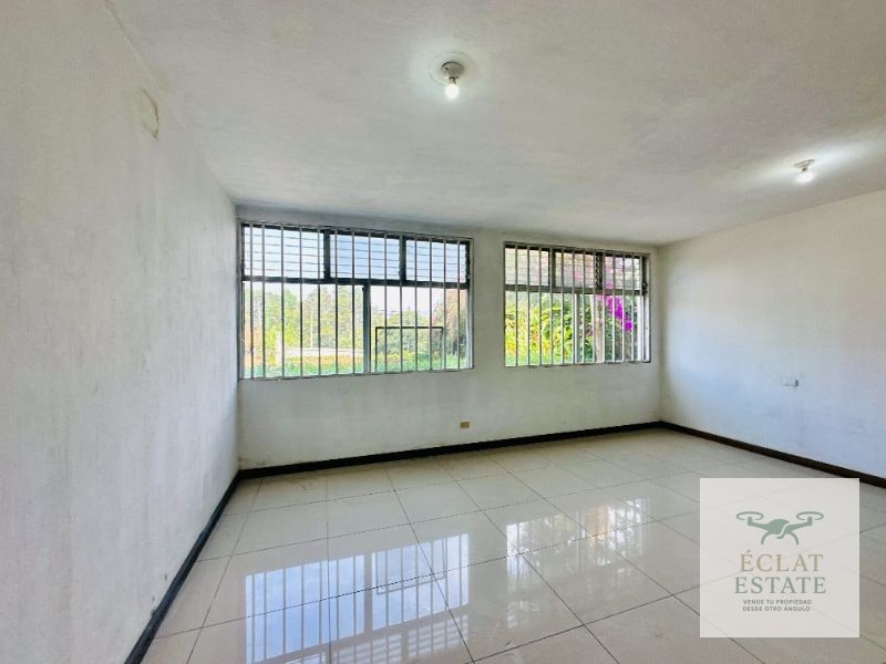 Edificio en Renta KM 8 Carretera a El Salvador | Ideal Clínica, Oficinas o Corporativo - 13