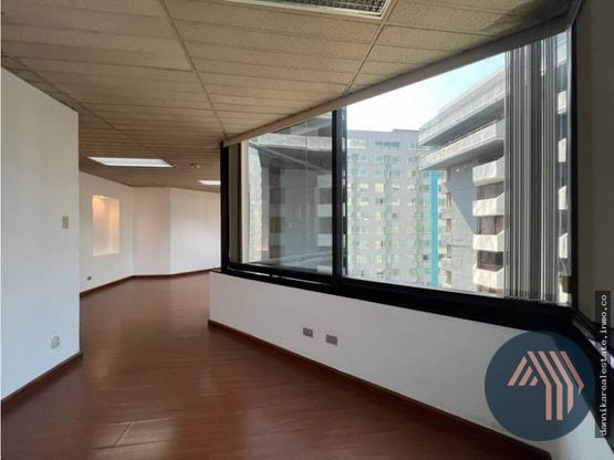 Alquiler de Oficina Tabicada 85MT2 - Murano Center, Zona 10 — Oficina en Alquiler en Murano Center, Zona 10, Guatemala, Ciudad — foto 2 de 6