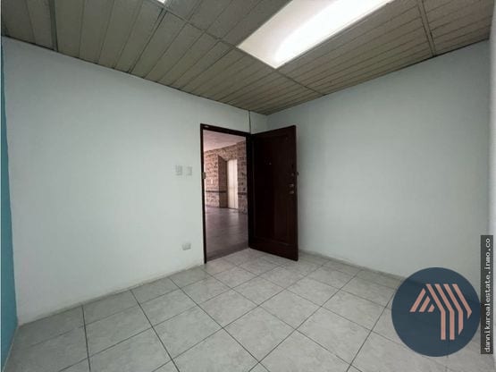 Alquiler de Oficina Tabicada 85MT2 - Murano Center, Zona 10 — Oficina en Alquiler en Murano Center, Zona 10, Guatemala, Ciudad — foto 5 de 6