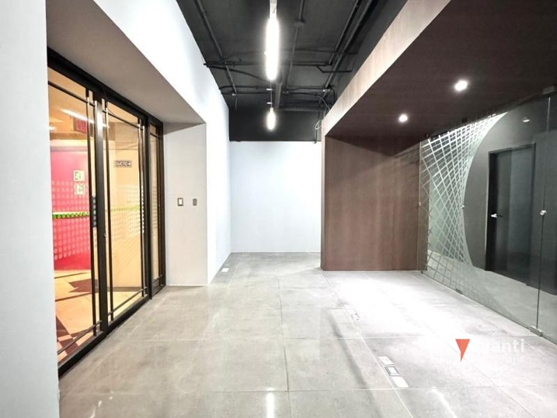 ALQUILER OFICINA ZONA 14, EUROPLAZA - 1