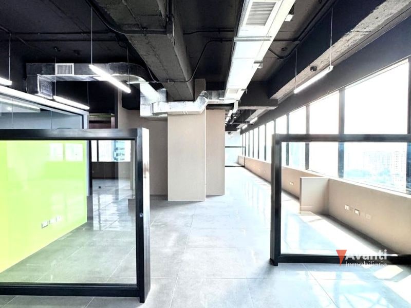 ALQUILER OFICINA ZONA 14, EUROPLAZA - 12
