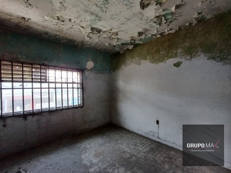 Casa Comercial Zona 6 - 4