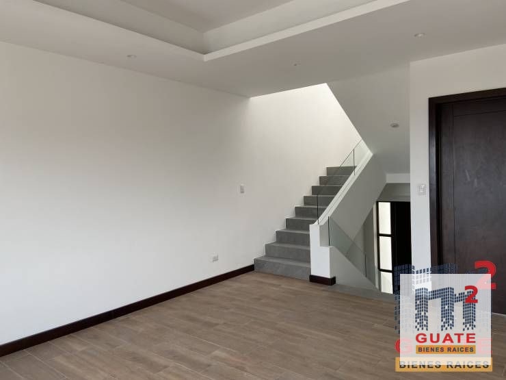 Casa en Alquiler, Zona 16 - 1