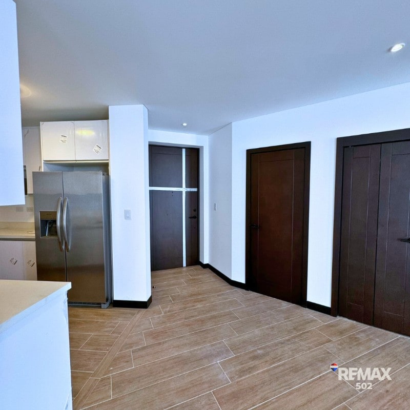 APARTAMENTO EN LIRIOS 3 (CAYALÁ) — Apartamento en Alquiler en Ciudad Cayalá, Zona 16, Guatemala, Ciudad — foto 2 de 12