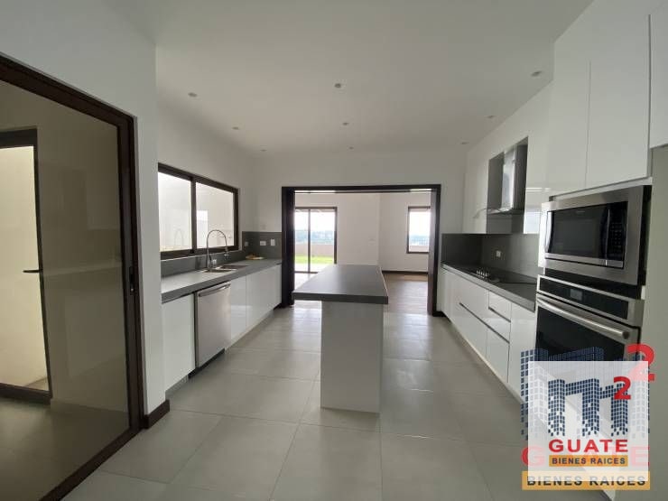 Casa en Alquiler, Zona 16 - 13
