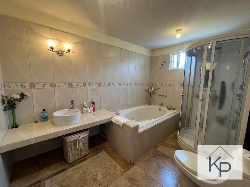 Hermosa casa en venta Km. 26.5 CAES - 11