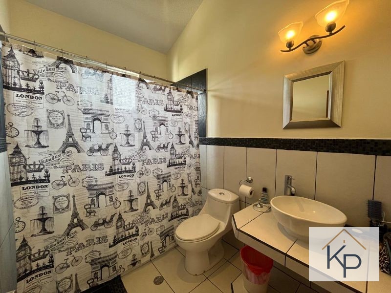 Hermosa casa en venta Km. 26.5 CAES - 15