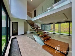 Hermosa Casa en Venta en San Miguel Buenavista — Casa en Venta en Santa Catarina Pinula, Guatemala, Ciudad — miniatura 1 de 17