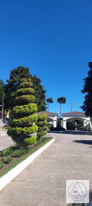 Carr.Salvador Bosques de Vilaverde se vende terreno  — Terreno en Venta en Bosques de Villa Verde, Carretera a El Salvador, Guatemala, Ciudad — miniatura 2 de 9