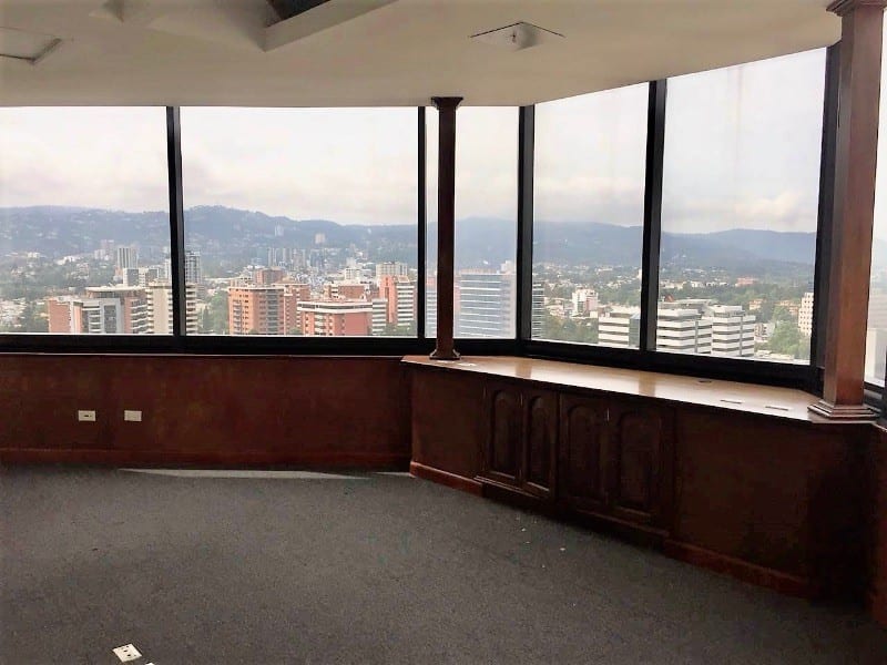 Penthouse en renta Edificio Murano Center zona 10 — Oficina en Alquiler en Zona 10, Guatemala, Ciudad — foto 2 de 8