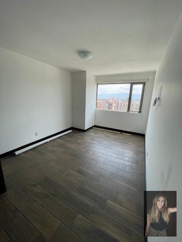 Apartamento en renta Edificio Verona zona 10 — Apartamento en Alquiler en Zona 10, Guatemala, Ciudad — foto 7 de 15