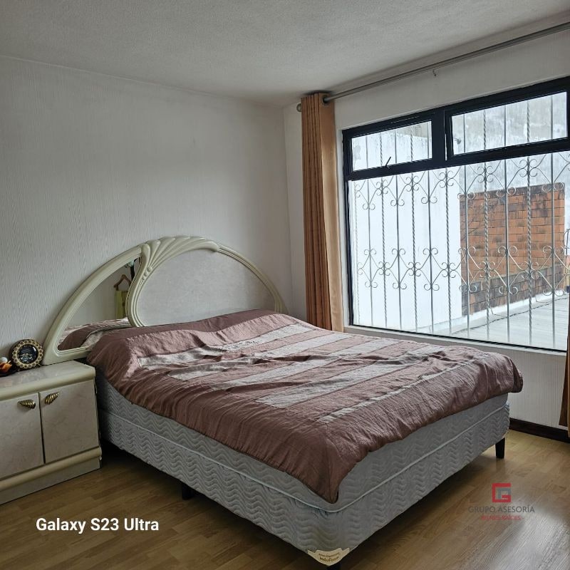 Moderna casa en venta en Jardines de Las Dalias zona 3, Mixco - 6