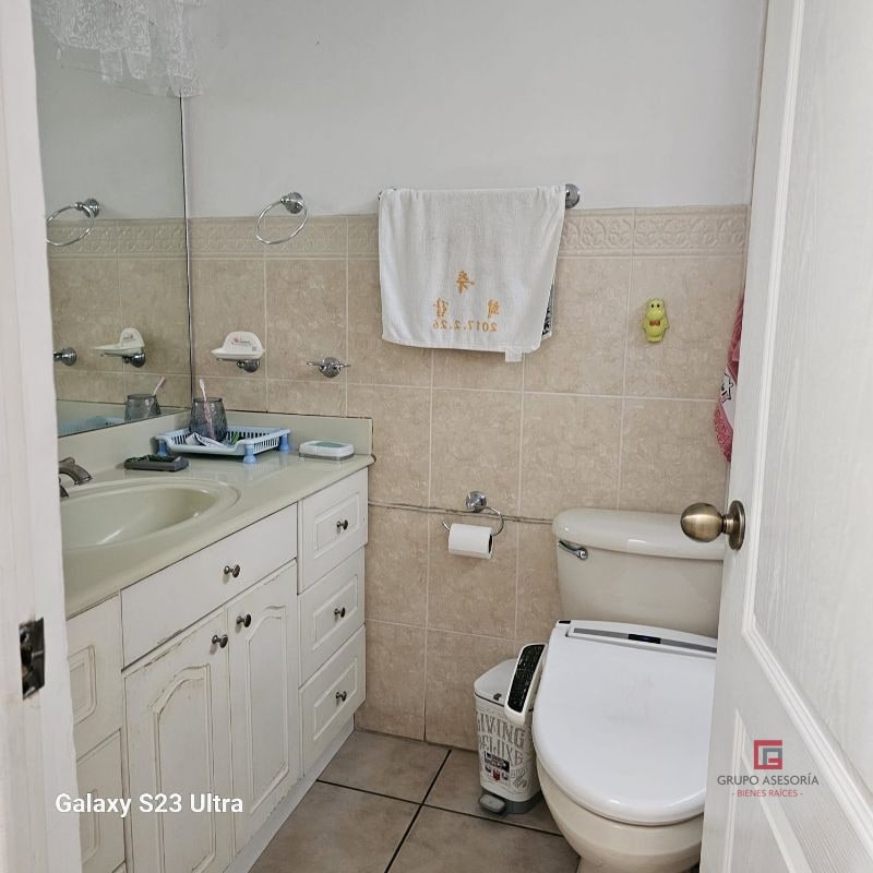 Moderna casa en venta en Jardines de Las Dalias zona 3, Mixco - 7