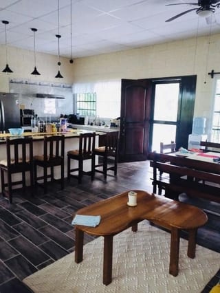 LIVINGSTON IZABAL Vendo Casa con terreno de 1609 Varas Cercana a Río Dulce — Casa en Venta en Livingston, Izabal — miniatura 8 de 9