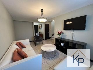 Bonita casa en venta carretera a san José Pinula — Casa en Venta en Carretera a El Salvador, Guatemala, Ciudad — miniatura 1 de 16