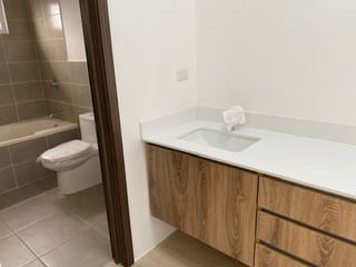LINDA CASA VENTA A ESTRENAR CES — Casa en Venta en Trivento, Carretera a El Salvador, Guatemala, Ciudad — miniatura 8 de 14