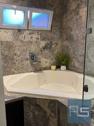 Amplia y moderna casa en Venta, Km 20.2 Carr a Fraijanes dentro de condominio — Casa en Venta en Fraijanes, Carretera a El Salvador, Guatemala, Ciudad — miniatura 9 de 17