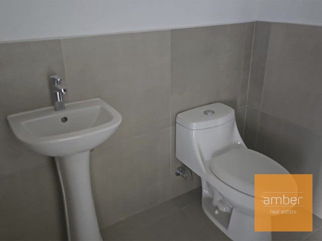 Oficina en Vasanta, zona 10 - 7