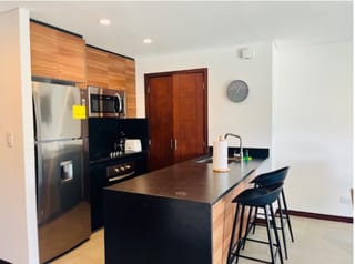 Alquilo Apartamento Amueblado zona 14 edificio Nuevo — Apartamento en Alquiler en Quinta Avenida, Zona 14, Guatemala, Ciudad — miniatura 9 de 13