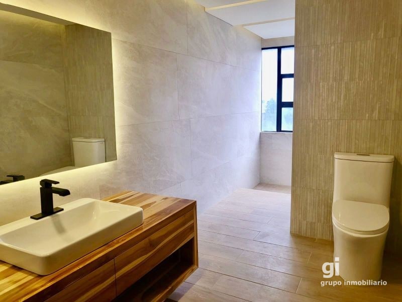 Apartamento totalmente remodelado en renta, excelente ubicación, zona 14 - 3