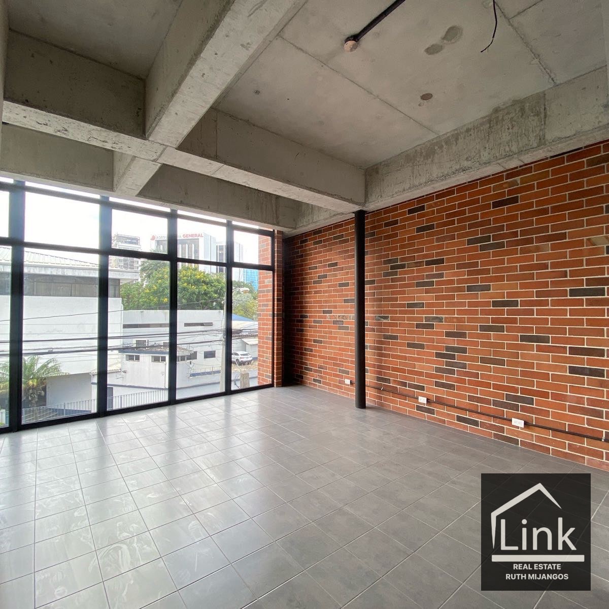 Local comercial en renta zona 10 FIAMENE - 7