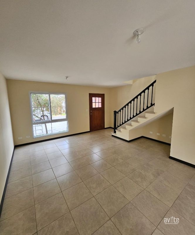 Casa tipo solana, Condado Naranjo. $425,000 más impuestos - 7