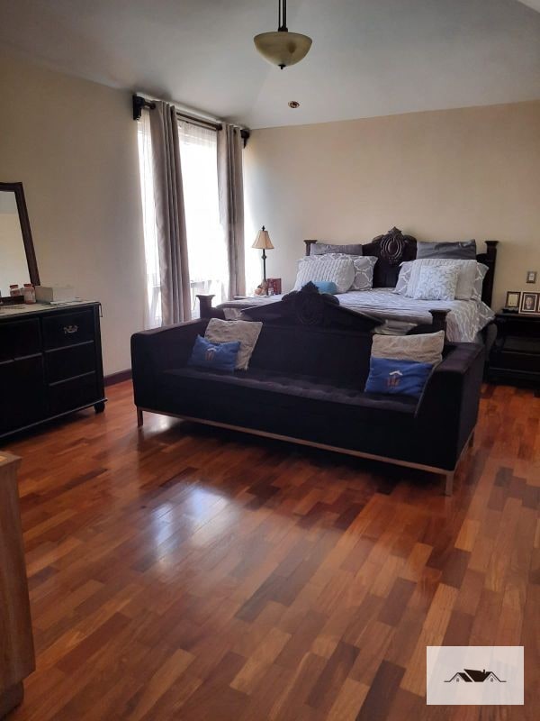 EN RENTA Y VENTA AMPLIA CASA ZONA 15 VH2 CON PERGOLA Y JARDIN — Casa en Alquiler en Vista Hermosa II, Zona 15, Guatemala, Ciudad — foto 14 de 17
