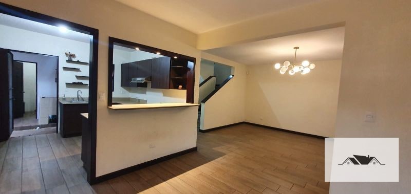 EN RENTA AMPLIA CASA ZONA 16 CONDOMINIO PORTALES DE SAN ISIDRO — Casa en Alquiler en Portal de San Isidro III, Zona 16, Guatemala, Ciudad — foto 12 de 16